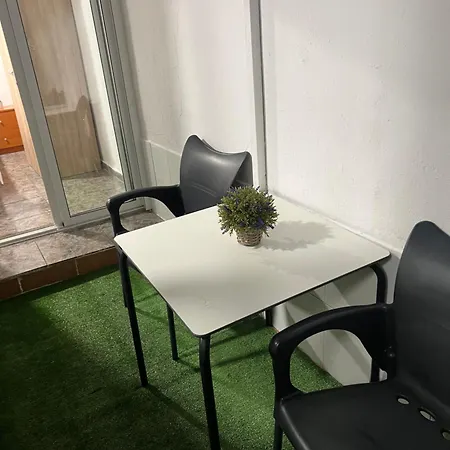 Apartment Lovely Near The Metro *