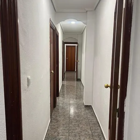 Apartamento Lovely Near The Metro