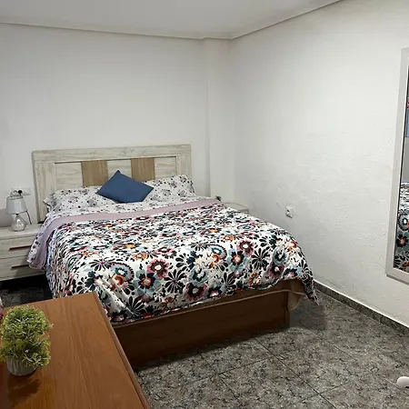 Apartment Lovely Near The Metro