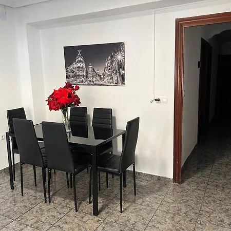 Apartment Lovely Near The Metro Paterna